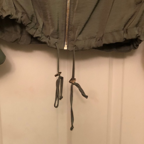 Olive green lightweight bomber jacket - Picture 4 of 4